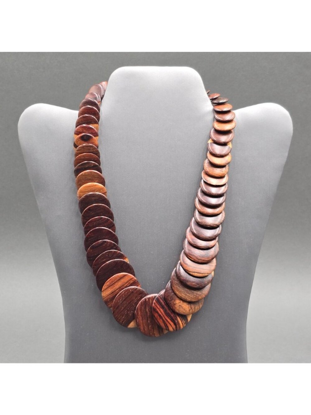 Vintage Rosewood Bead Disc Necklace Graduated Wood Statement 18" - Picture 2 of 12
